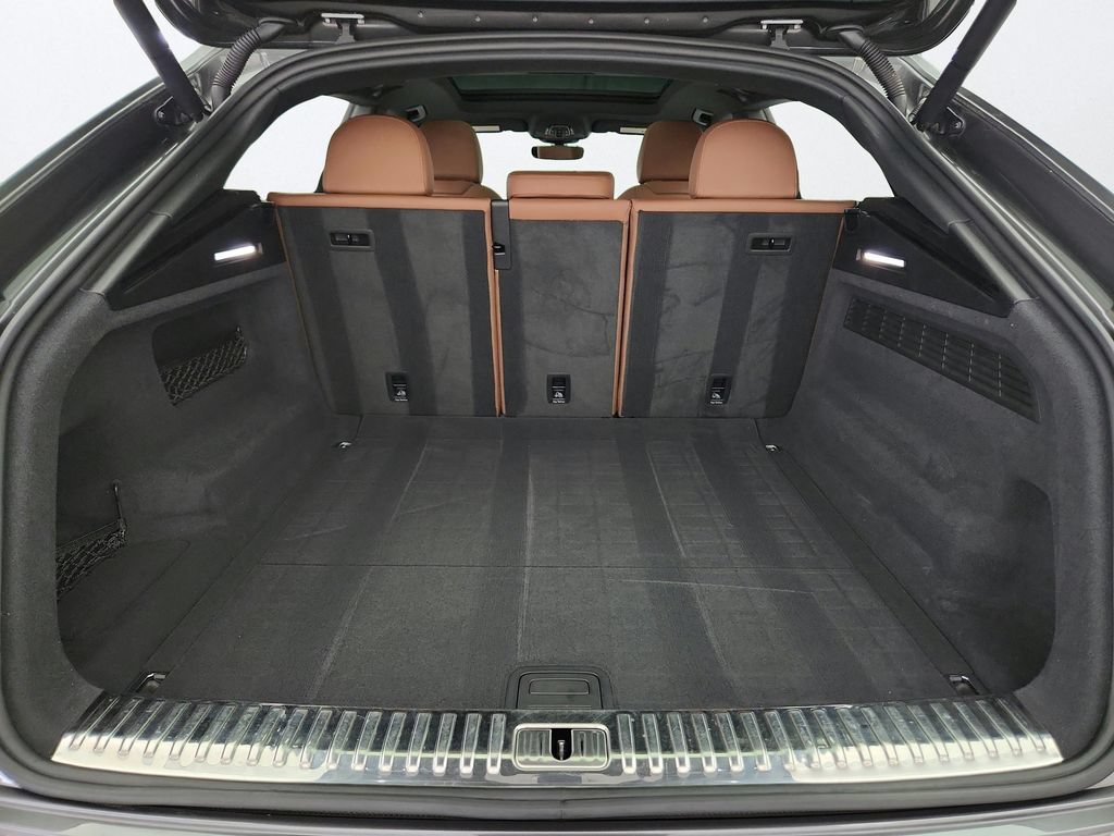 Used 2019 Audi Q8 Premium Plus AWD/4WD image 33