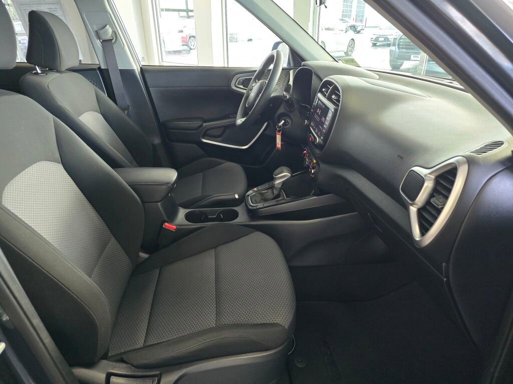 Used 2022 Kia Soul LX w/ Technology Package image 41