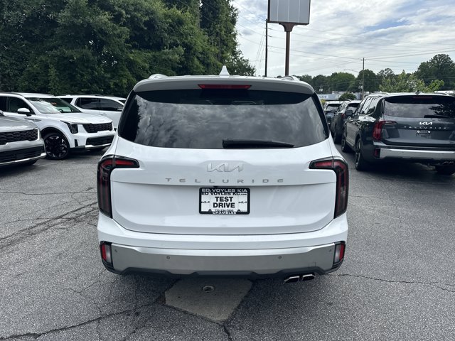 Certified 2024 Kia Telluride EX w/ EX Captain's Chair Package FWD image 7