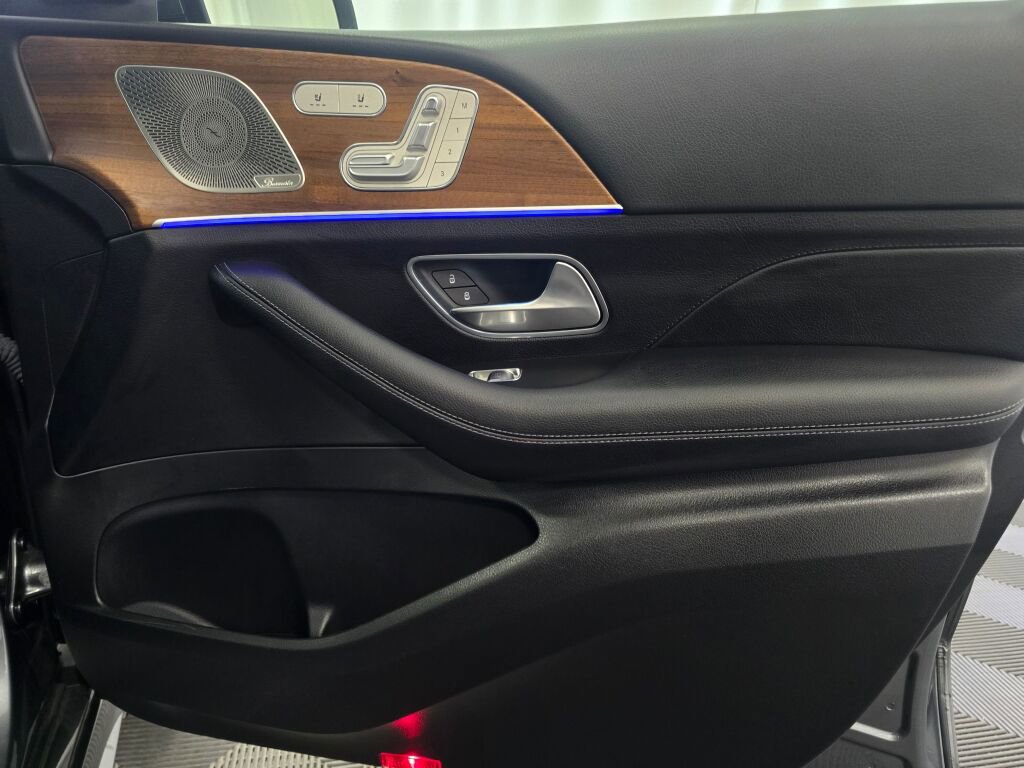 Used 2024 Mercedes-Benz GLS 450 GLS 450 image 28