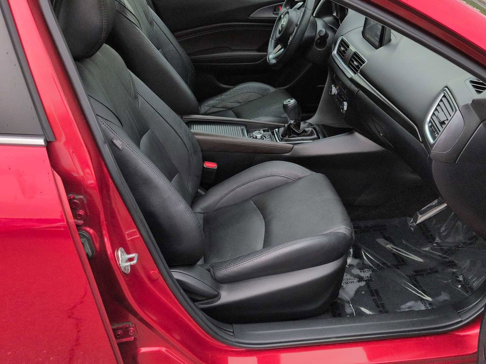 Used 2018 MAZDA MAZDA3 Grand Touring w/ Premium Equipment Package FWD image 24