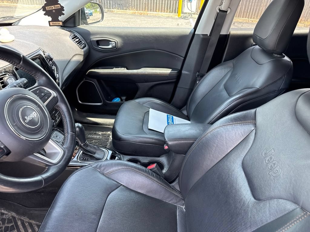 Used 2018 Jeep Compass Limited AWD/4WD image 8