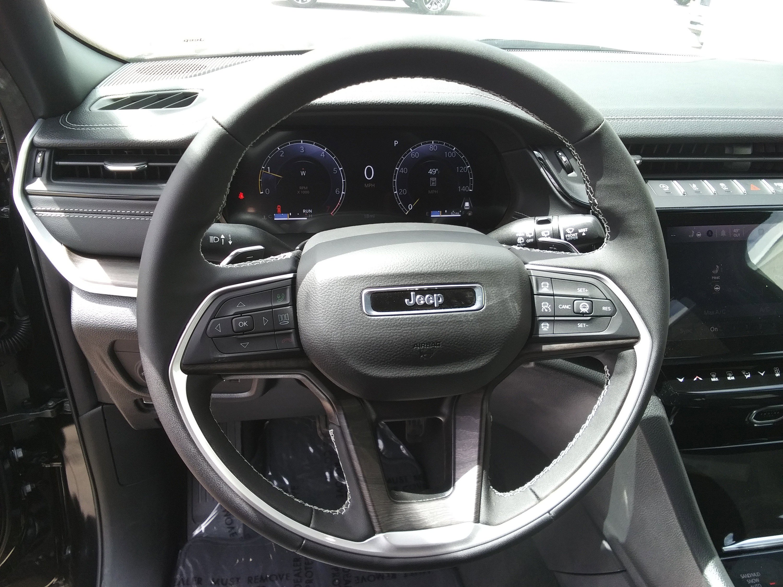 New 2026 Jeep Grand Cherokee Altitude AWD/4WD image 15