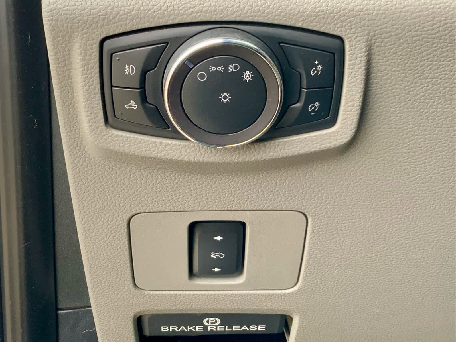 Used 2019 Ford F350 XLT w/ XLT Value Package image 45