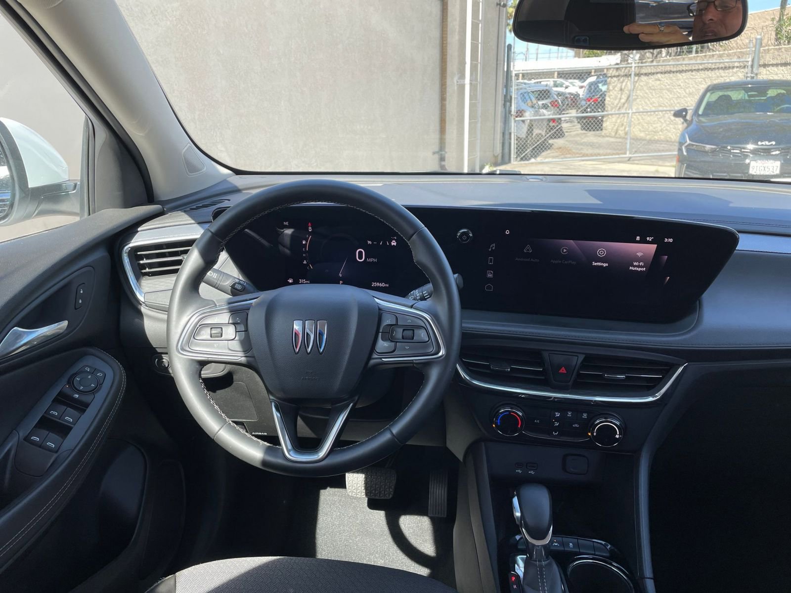 Used 2025 Buick Encore GX Preferred image 33