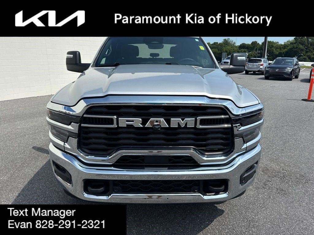 Used 2026 RAM 2500 Big Horn AWD/4WD image 2
