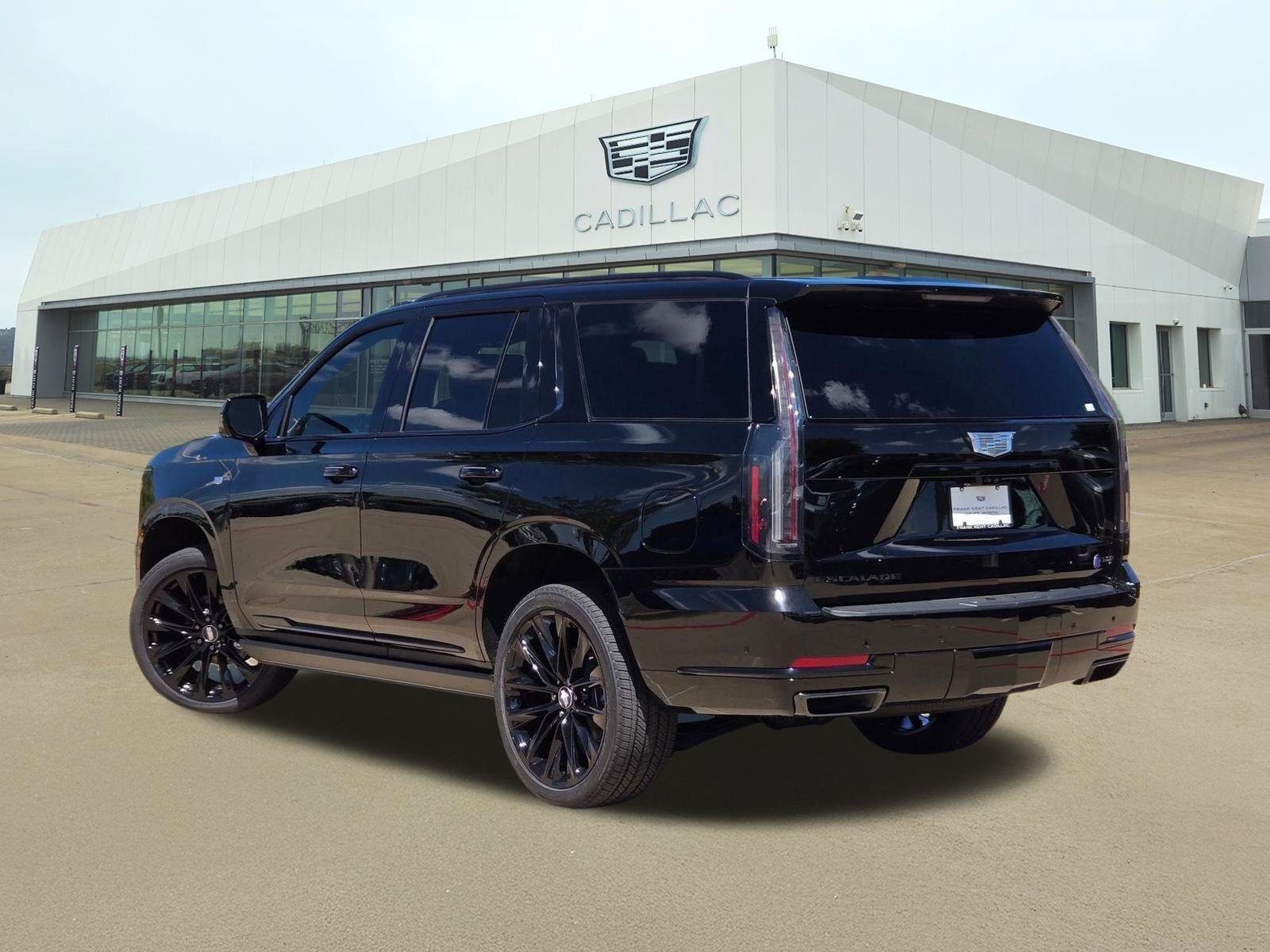 New 2026 Cadillac Escalade Platinum Sport w/ LPO, ONYX Package AWD/4WD image 4