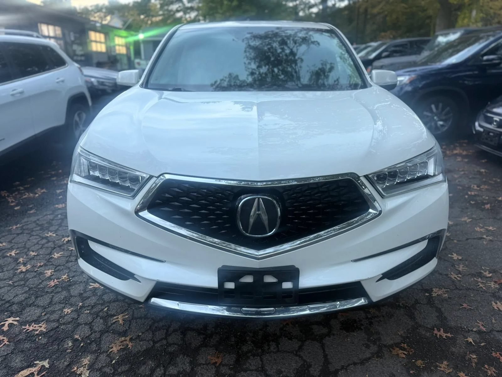 Used 2019 Acura MDX SH-AWD image 2