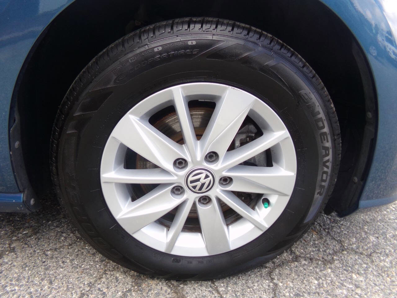 Used 2018 Volkswagen Golf S image 20