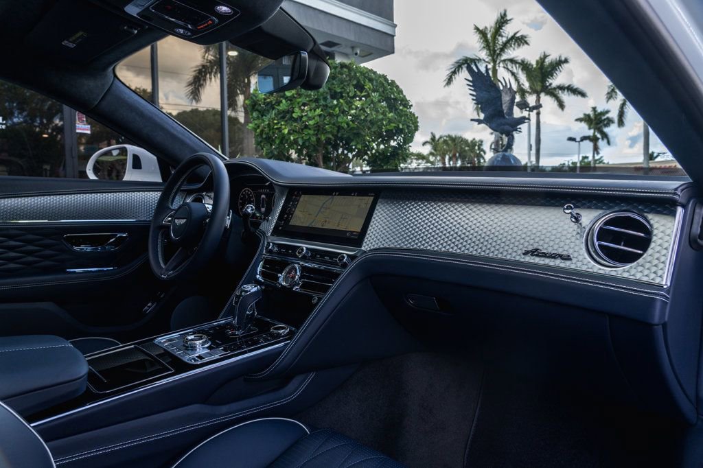 Used 2023 Bentley Flying Spur Azure image 30
