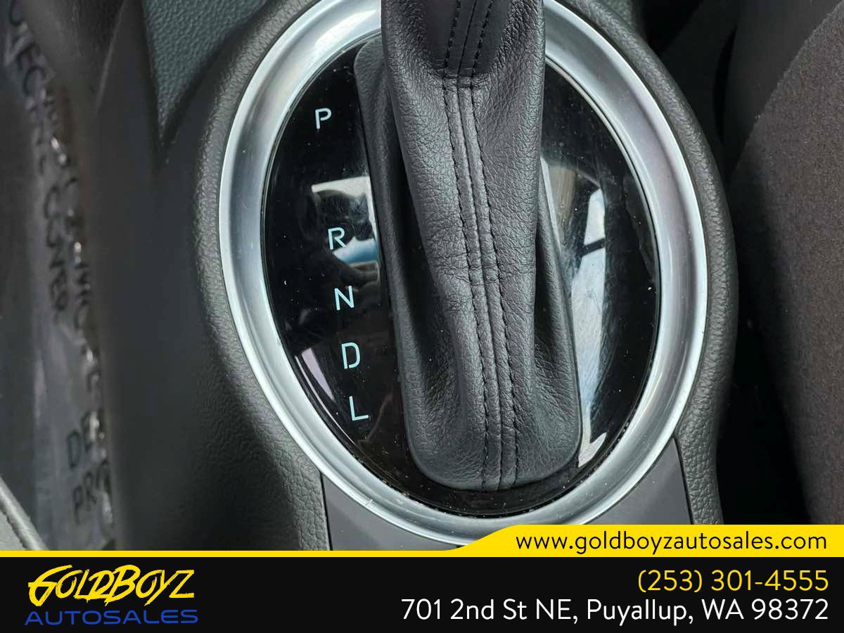 Used 2015 Chevrolet Spark LT image 36