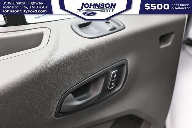 New 2026 Ford Transit 250 148 Medium Roof w/ Load Area Protection Package RWD image 20