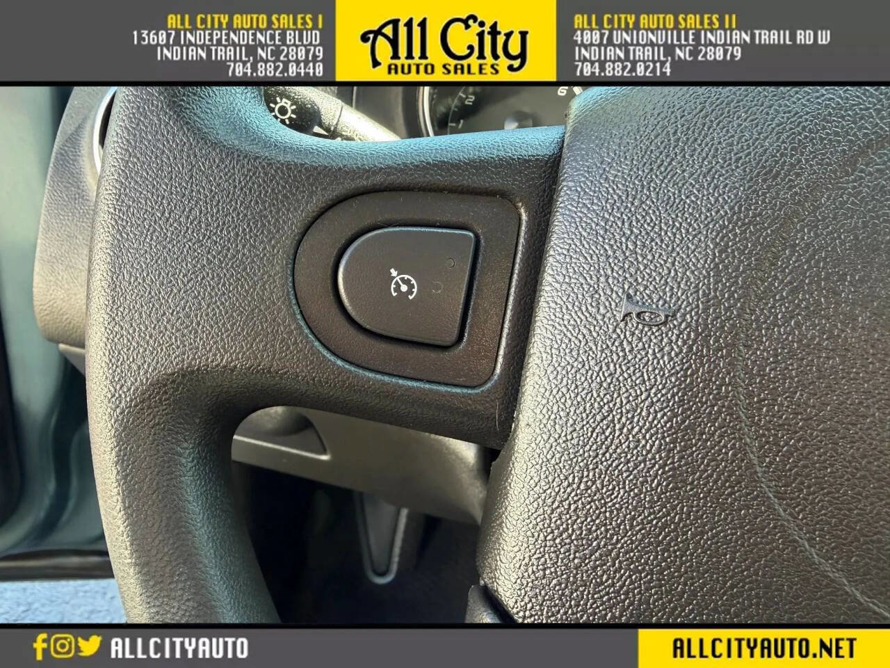 Used 2005 Pontiac G6 Sedan w/ Drivers Package FWD image 16