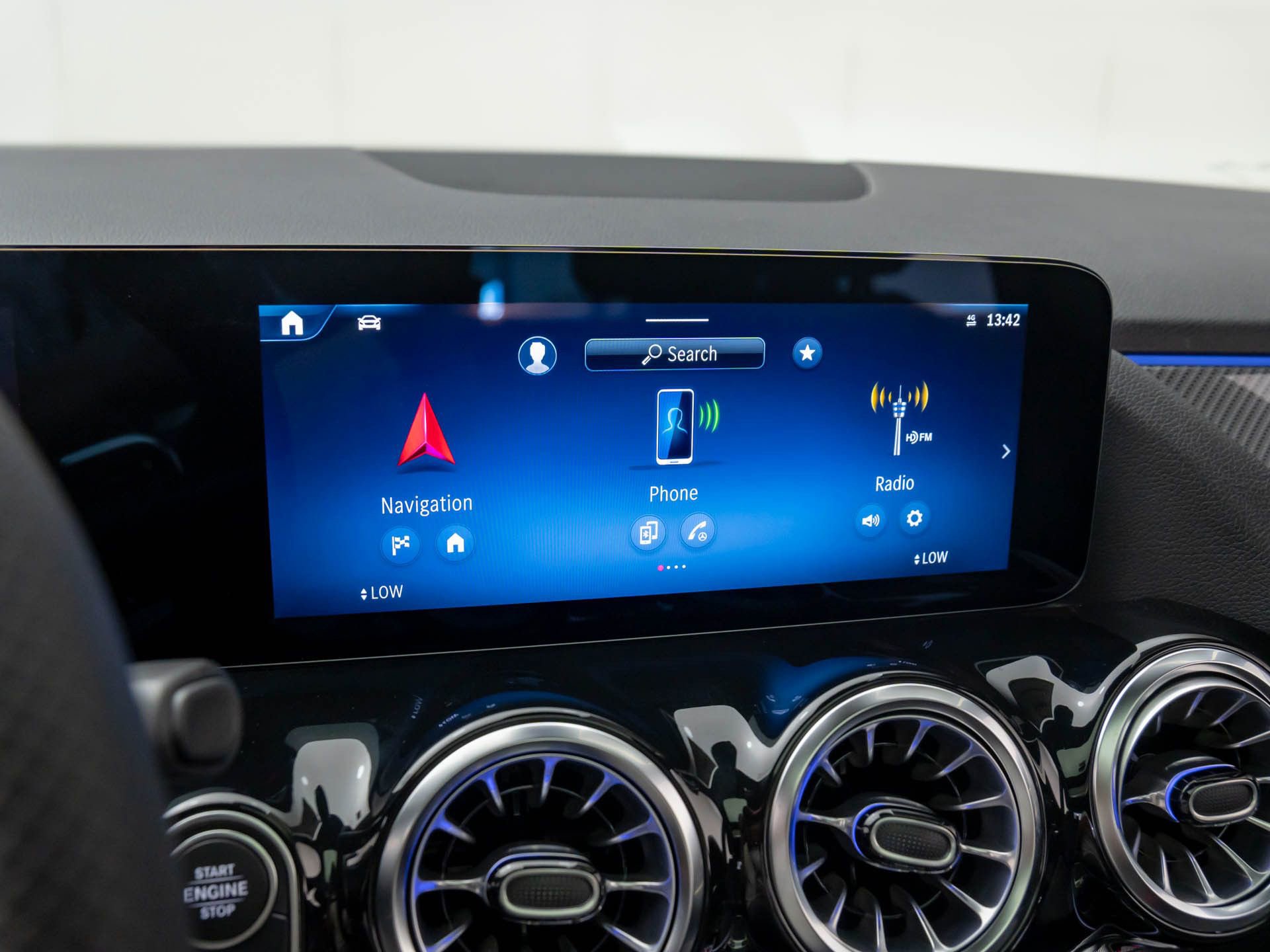 New 2026 Mercedes-Benz GLA 35 AMG 4MATIC image 28