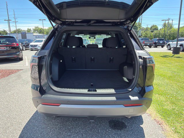 Used 2025 Chevrolet Equinox LT AWD/4WD image 8