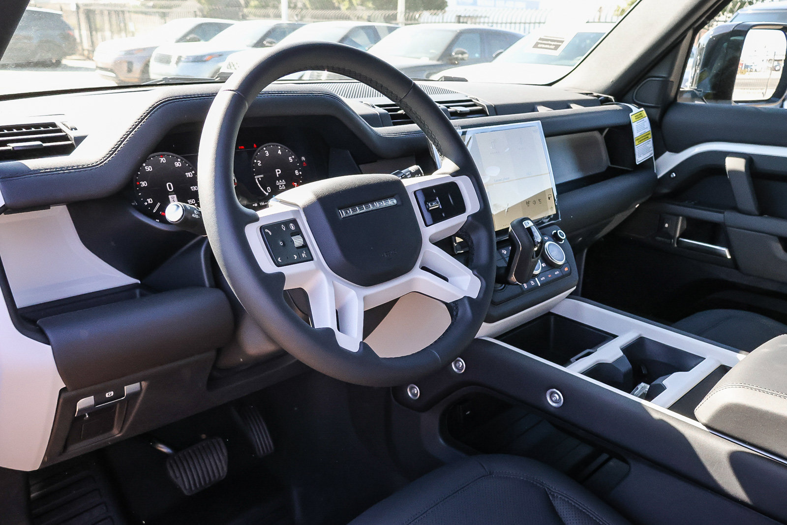 New 2026 Land Rover Defender 110 X-Dynamic SE AWD/4WD image 23