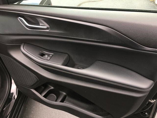 Used 2024 Jeep Grand Cherokee L Laredo image 23