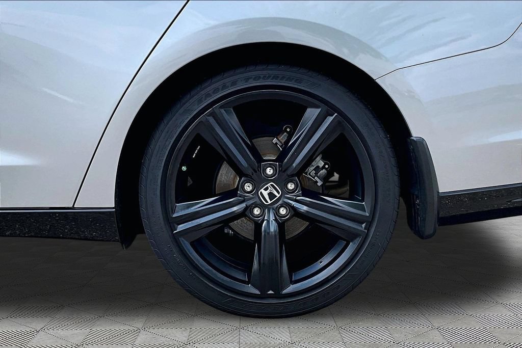 Used 2025 Honda Accord Sport image 23