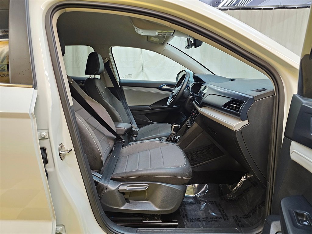 Used 2024 Volkswagen Taos SE image 10