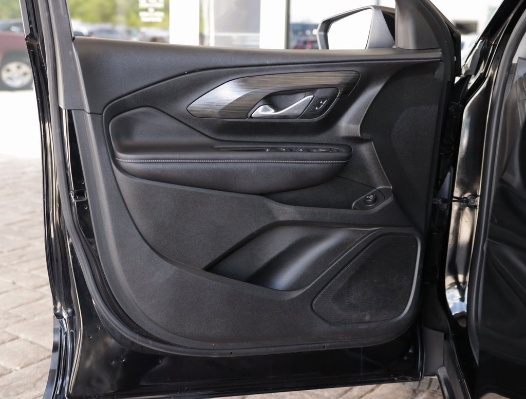 Used 2022 GMC Terrain SLE w/ Driver Convenience Package image 22