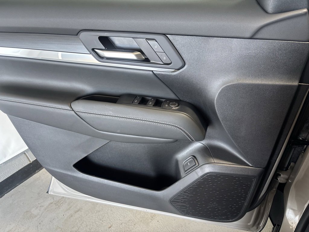 New 2026 GMC Terrain Elevation w/ Elevation Premium Package image 11