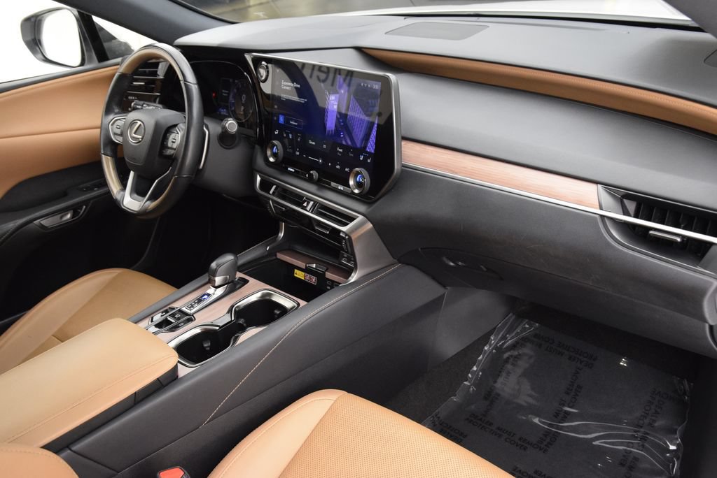 Used 2023 Lexus RX 350 Premium w/ Accessory Package (Z1) FWD image 16