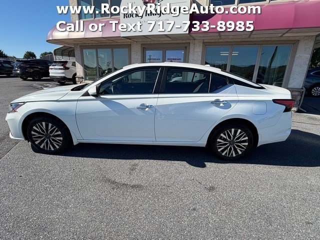 Used 2024 Nissan Altima 2.5 SV w/ SV Premium Package AWD/4WD image 4