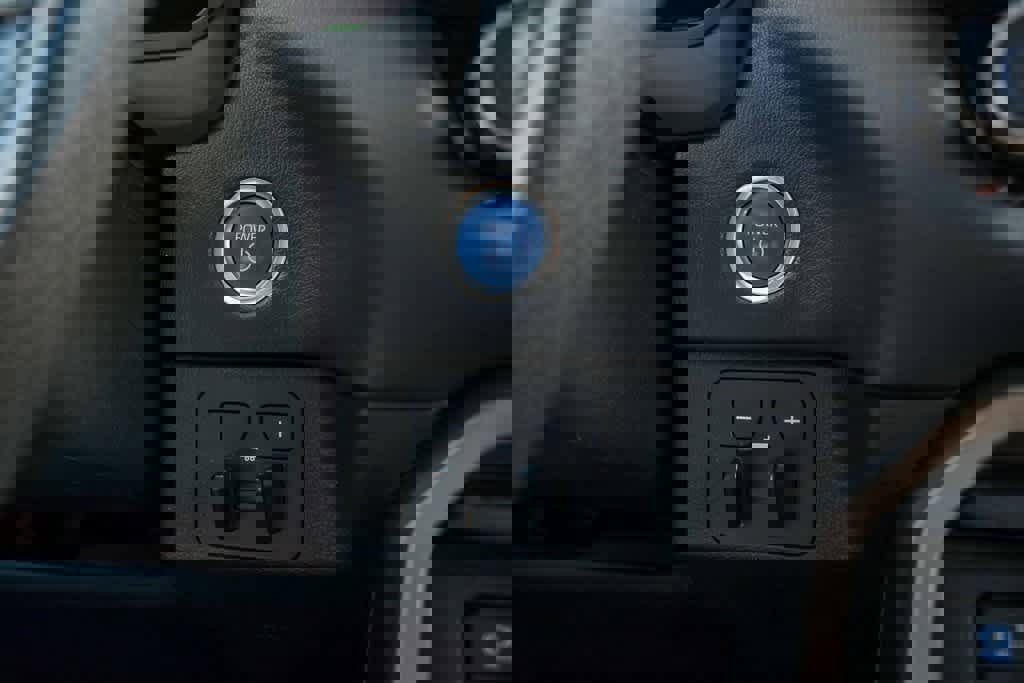 Used 2023 Toyota Sequoia Limited image 29