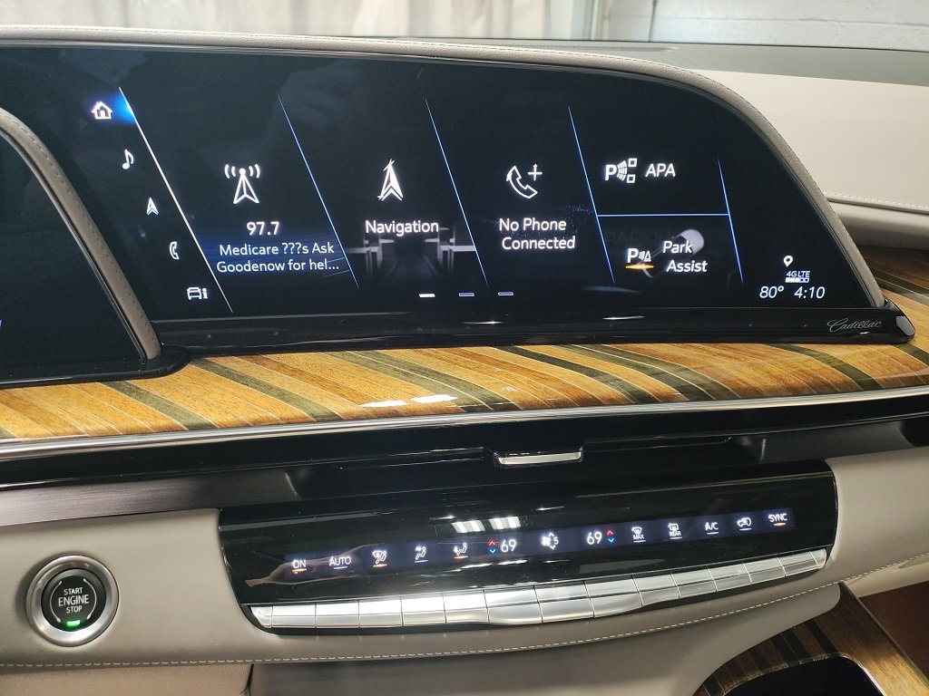 Used 2022 Cadillac Escalade Premium Luxury Platinum image 32