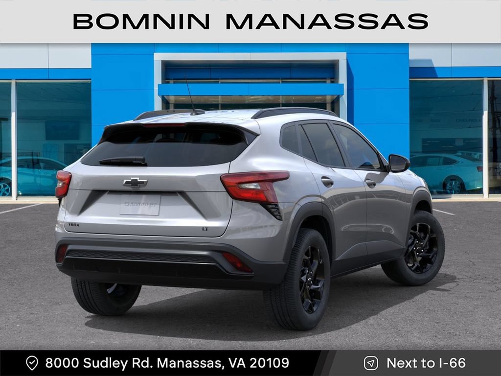 New 2026 Chevrolet Trax LT w/ Midnight Edition FWD image 5