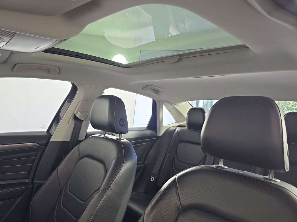 Used 2023 Volkswagen Jetta SEL FWD image 27