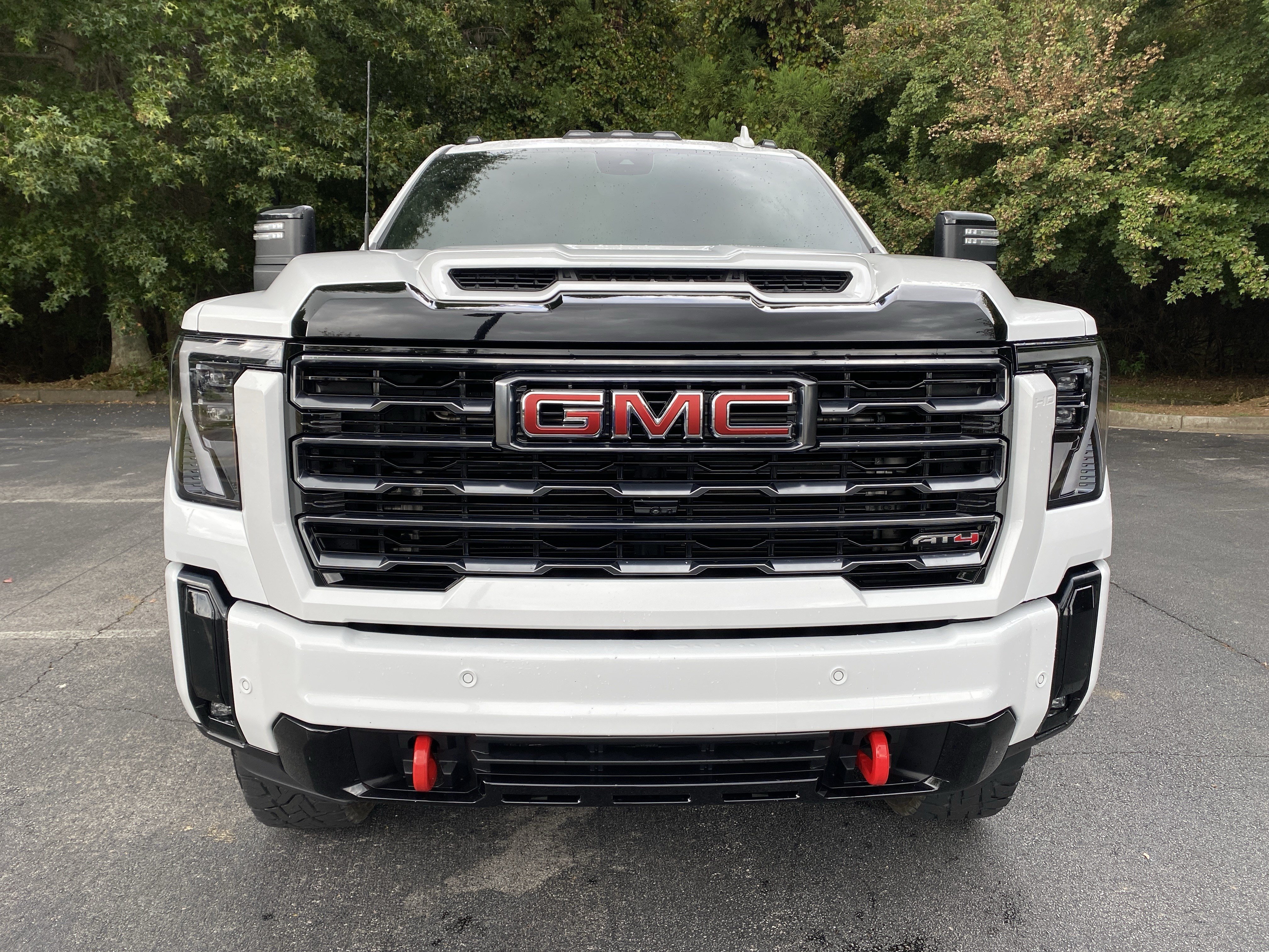 Used 2025 GMC Sierra 2500 AT4 w/ AT4 Premium Plus Package AWD/4WD image 3