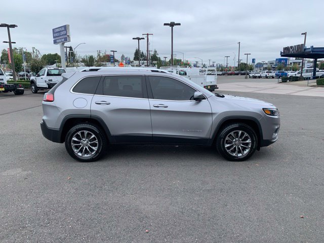 Used 2019 Jeep Cherokee Latitude Plus w/ Comfort/Convenience Group AWD/4WD image 8