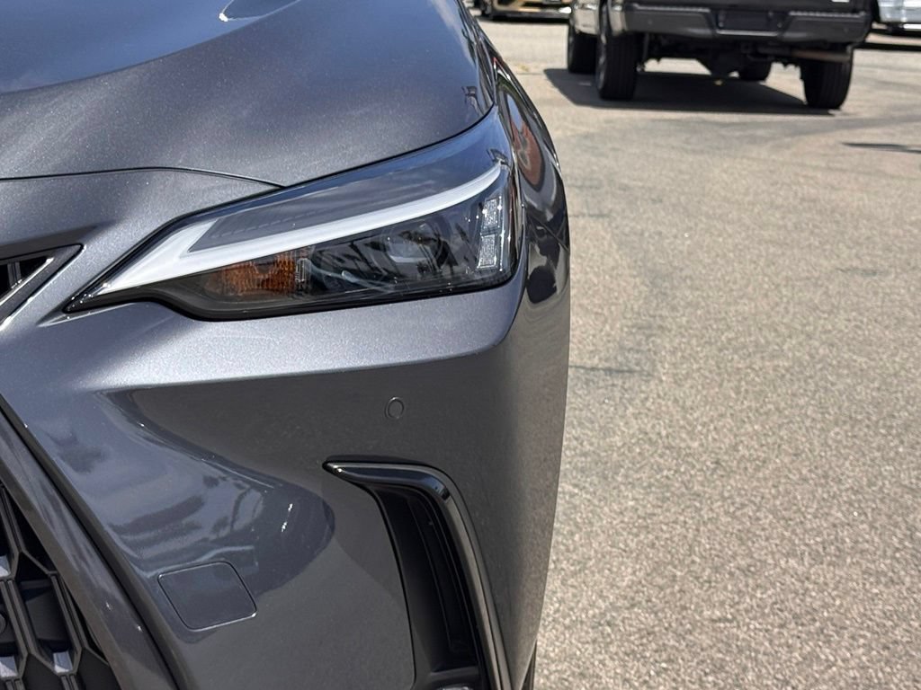 Used 2026 Lexus NX 350h AWD w/ Cold Area Package image 9