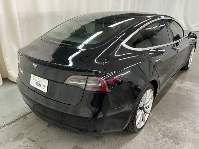 Used 2018 Tesla Model 3 Mid Range image 3