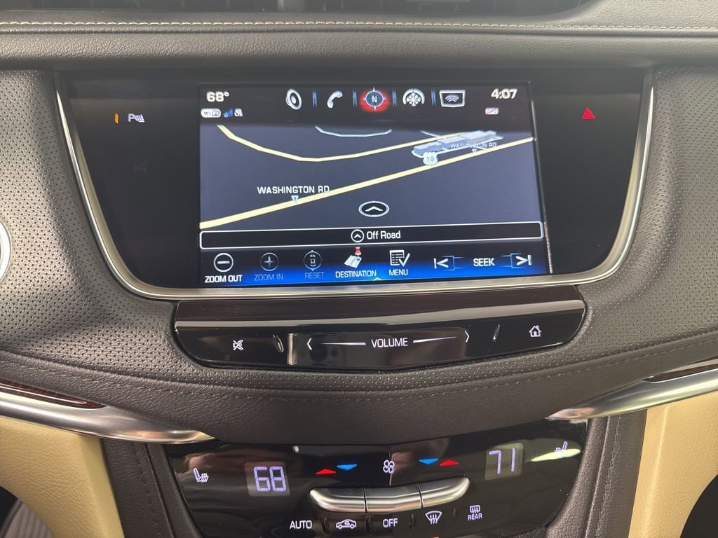 Used 2019 Cadillac XT5 Luxury AWD/4WD image 14