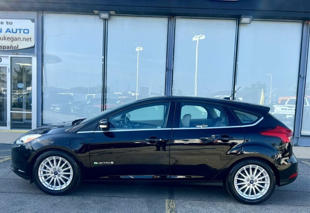 Used 2018 Ford Focus Electric Hatchback FWD image 29