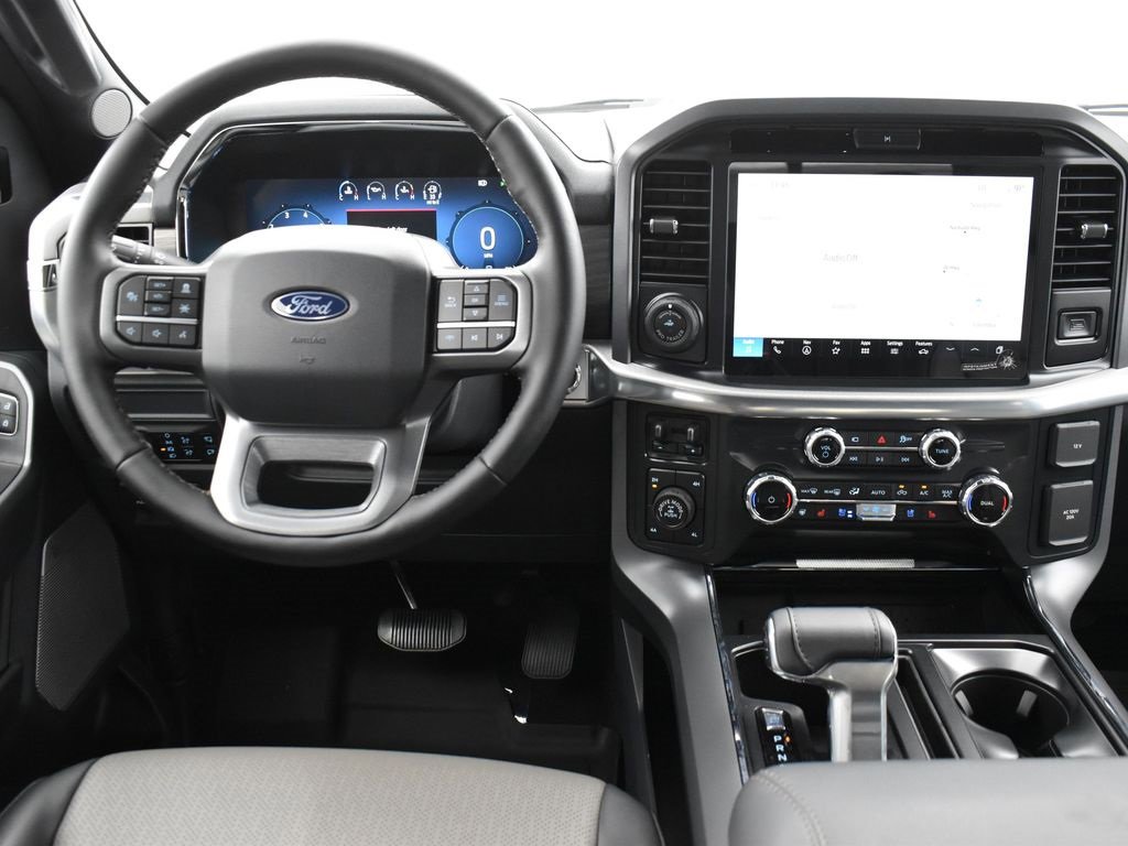 New 2025 Ford F150 Lariat w/ Equipment Group 501A Mid image 16