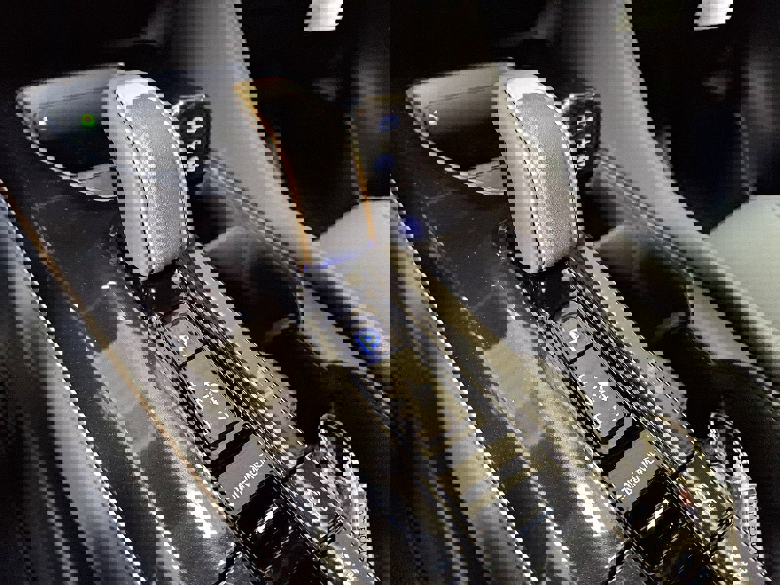 New 2025 Toyota Crown Signia image 10