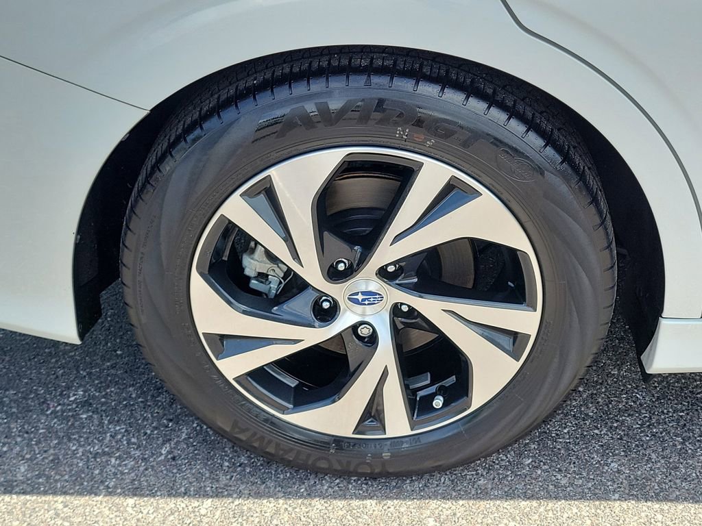 Certified 2025 Subaru Legacy Premium AWD/4WD image 7