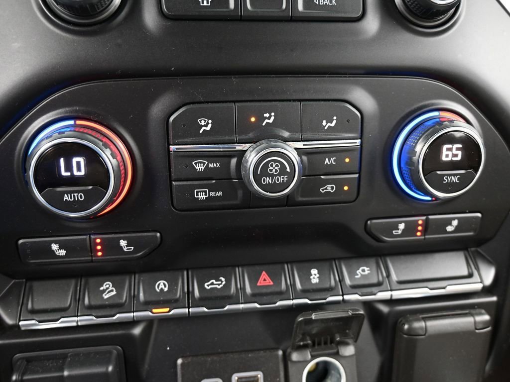 Used 2020 Chevrolet Silverado 1500 RST image 24