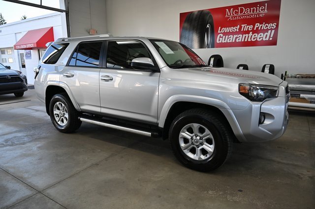 Used 2016 Toyota 4Runner SR5 image 4