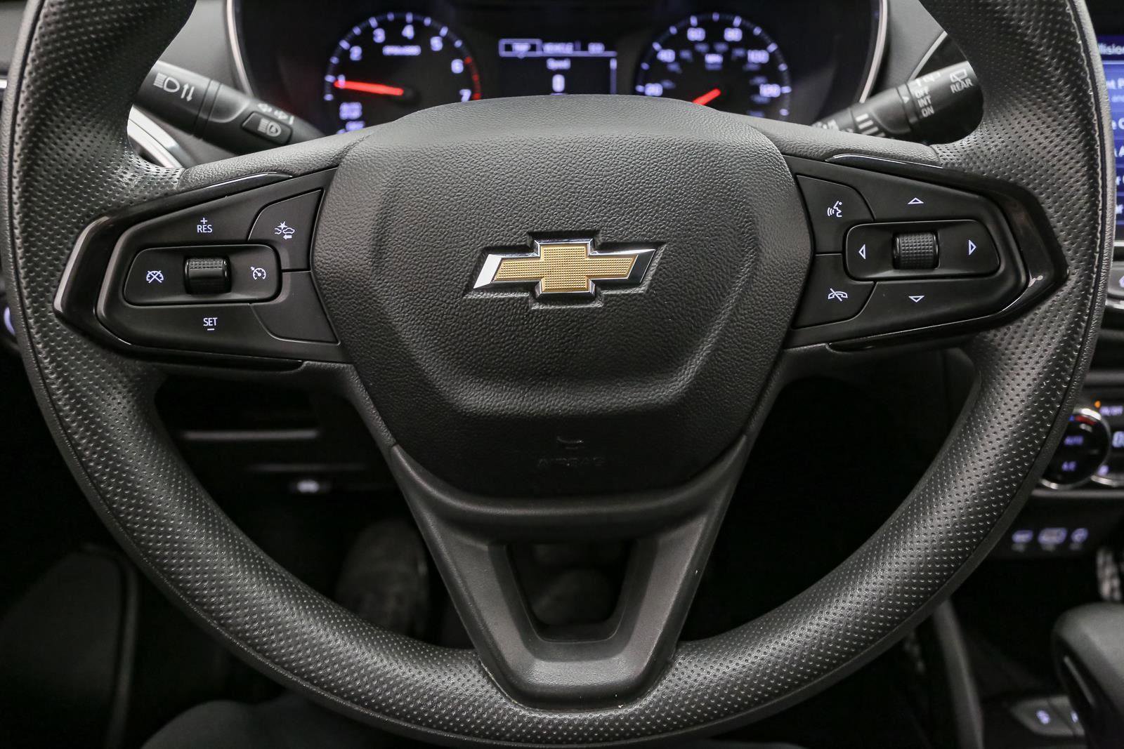 Used 2021 Chevrolet TrailBlazer LT w/ Convenience Package image 35