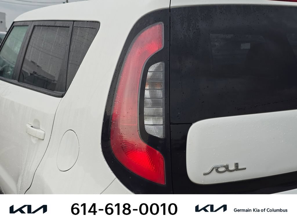 Used 2015 Kia Soul FWD image 15