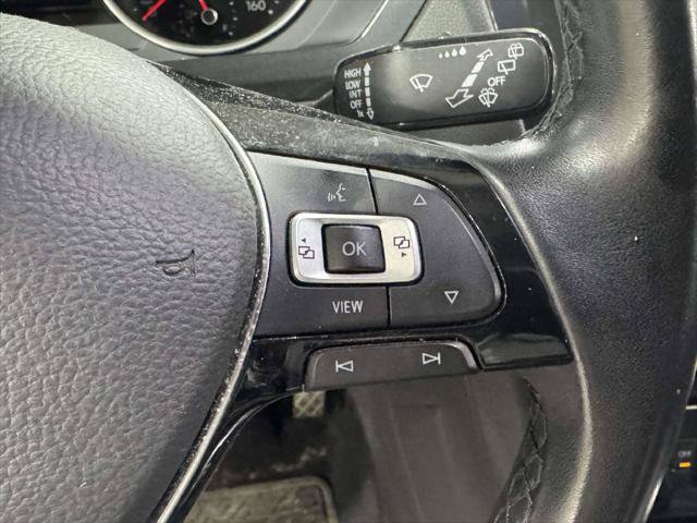 Used 2019 Volkswagen Tiguan SE w/ Panoramic Sunroof Package AWD/4WD image 21