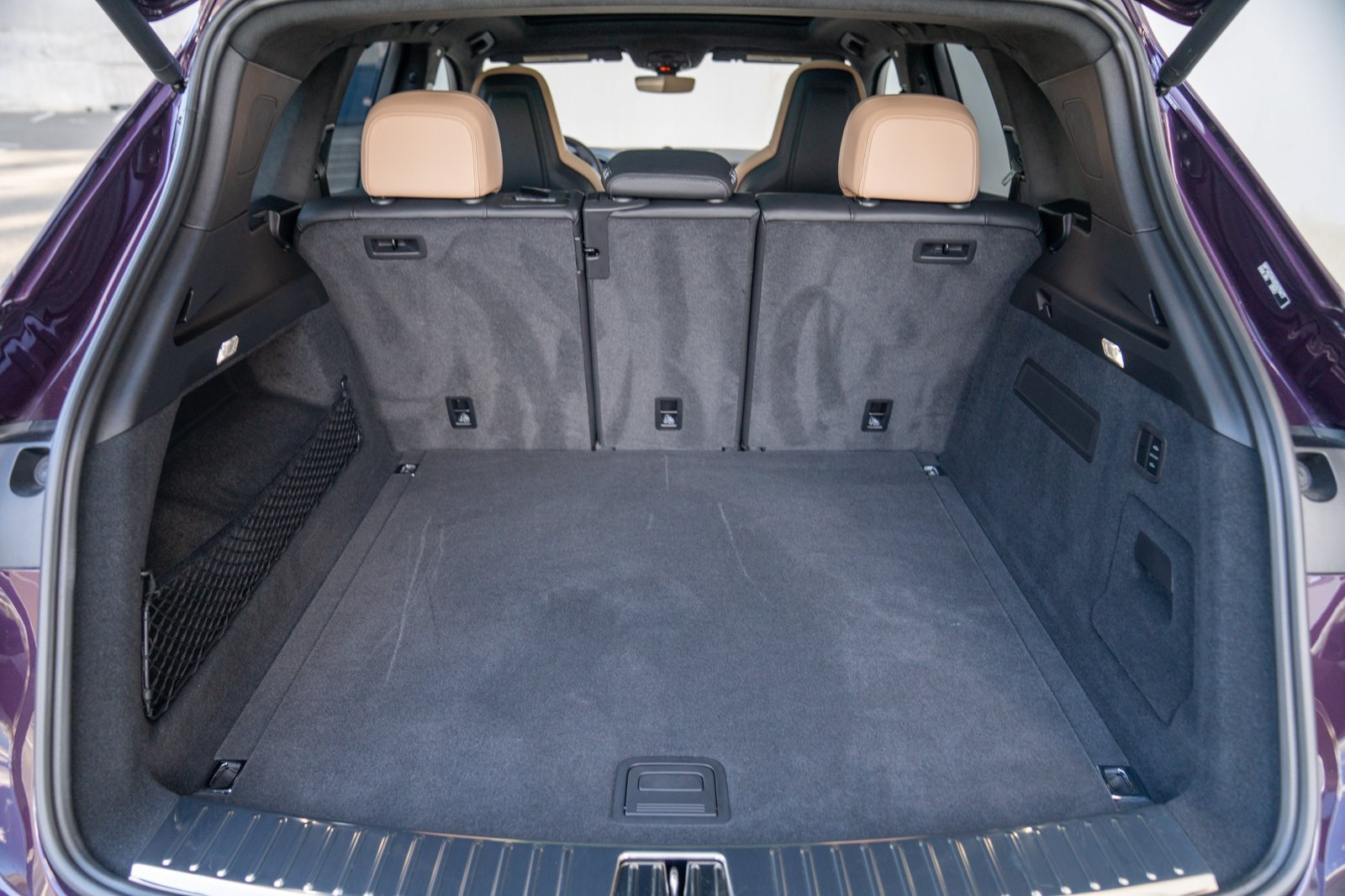 Certified 2025 Porsche Cayenne GTS AWD/4WD image 29