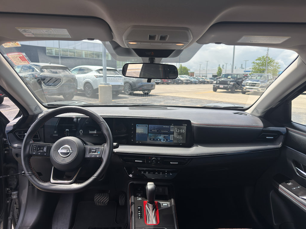 Certified 2025 Nissan Kicks SR w/ SR Premium Package AWD/4WD image 28