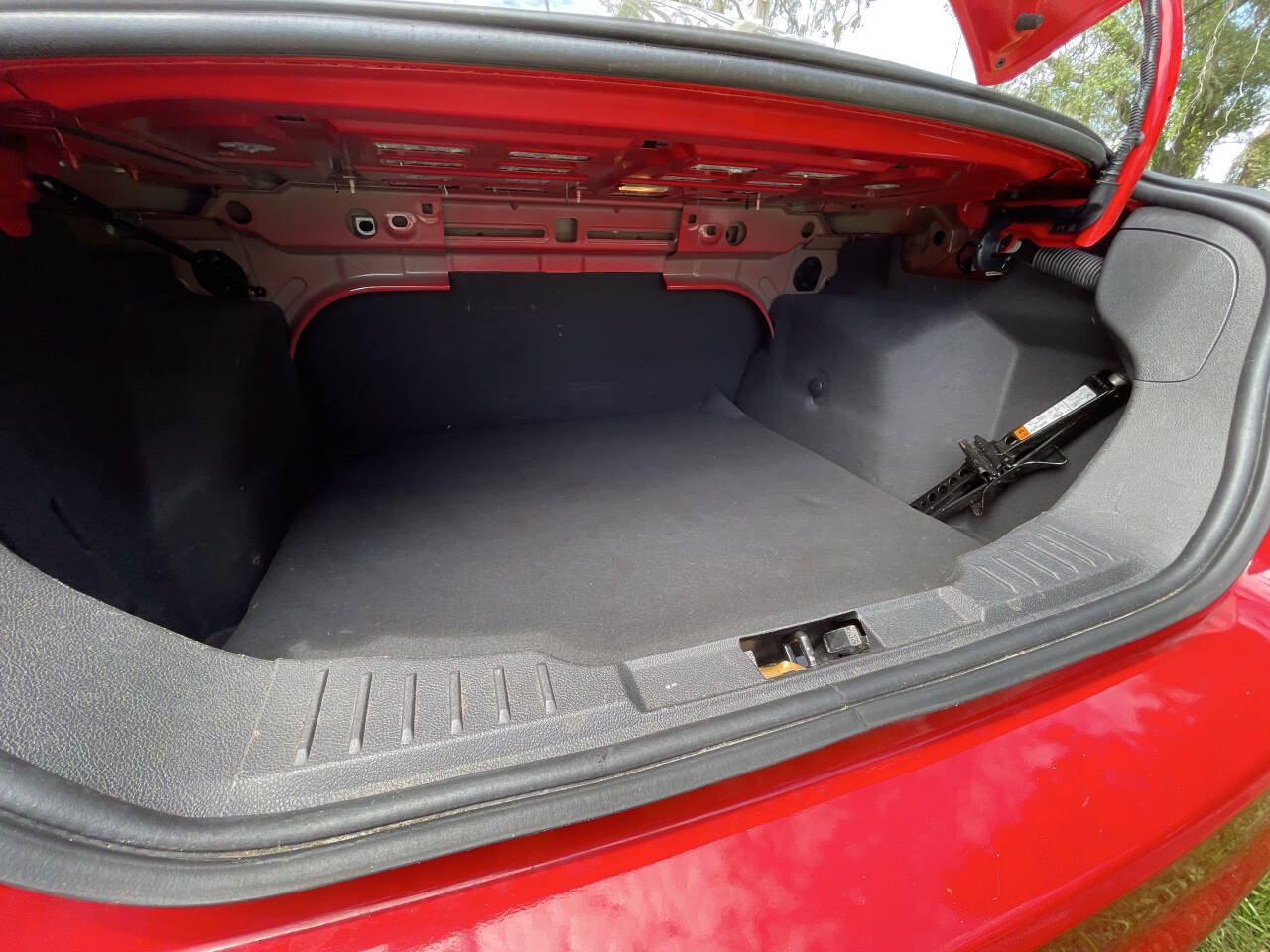 Used 2014 Ford Focus SE FWD image 16