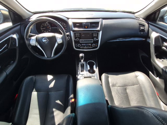 Used 2018 Nissan Altima 2.5 SL FWD image 18