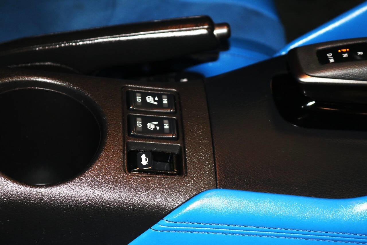 Used 2023 Nissan Z Performance 2dr Coupe 9A w/ Floor Mat Package (L93) image 55